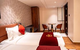 Hotel Golden Amulya Rest Wings